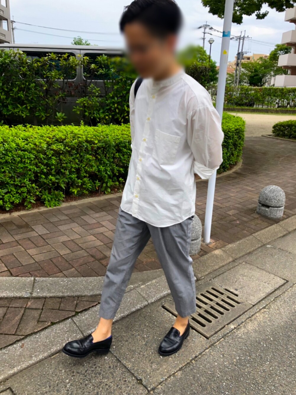 「BEAMS LIGHTS、お洒落さんとつながりたい、カジュアルコーデ、大人コーデ」｜「BEAMS LIGHTSのBEAMS LIGHTS / スター刺繍オックスボタンダウンシャツ（シャツ/ブラウス、ホワイト系）」を使った、C9MERCYさん（メンズ・175cm）の夏コーディネートの1枚目の写真