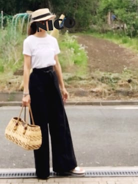 「UNIQLO（ユニクロ）のWOMEN オックスフォードワイドパンツ＋E（その他パンツ）」を使った、nico   Elinさん（レディース・162cm）の春コーディネート