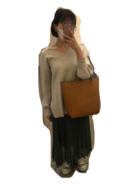 「BEAUTY&YOUTH UNITED ARROWS（ビューティーアンドユースユナイテッドアローズ）のアイテム（トートバッグ）」を使った、Kannaさん（レディース・162cm）の秋コーディネート