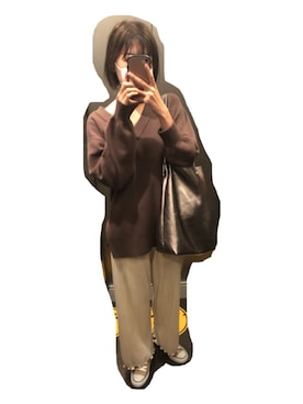 「アイテム（その他パンツ、ホワイト系）」を使った、Kannaさん（レディース・162cm）の秋コーディネート