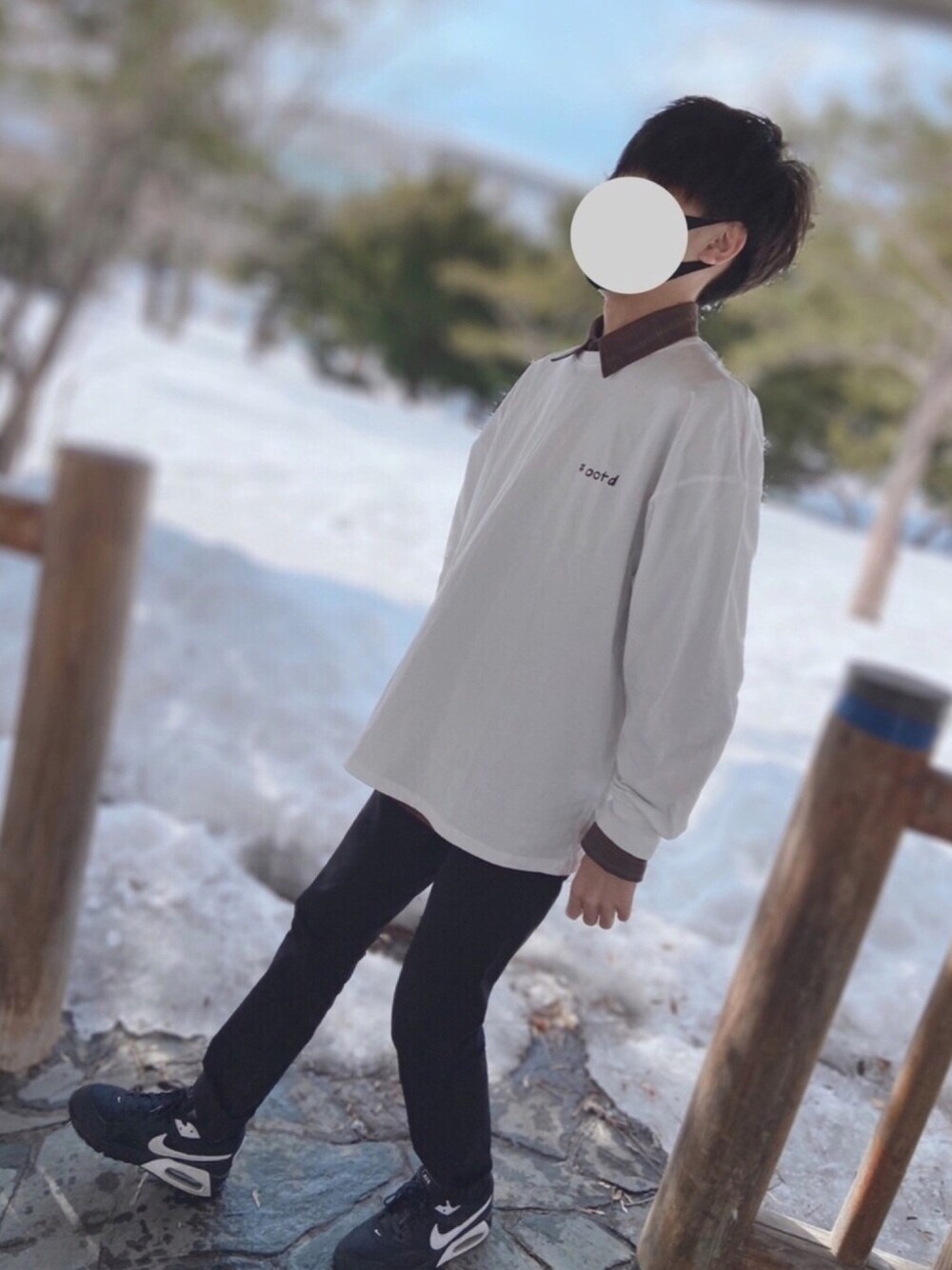 「ootd、春、春コーデ、シンプル、チェックシャツ、バックプリント、ロンT、シャツ×Tシャツ、おしゃれさんと繋がりたい、いいね、save、フォローお願いします🤑」｜「ZIP FIVEのイラストプリントロンT/バックプリントロングスリーブ【ユニセックス】（Tシャツ/カットソー、ホワイト系）」を使った、Daniel(ダニエル)さん（メンズ・170cm）の春コーディネートの1枚目の写真
