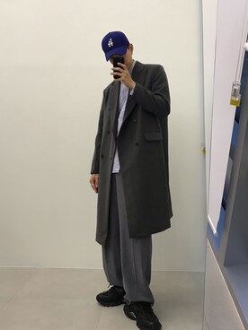 「oversize」｜「アイテム（ステンカラーコート）」を使った、shuichiさん（メンズ・187cm）の秋コーディネート