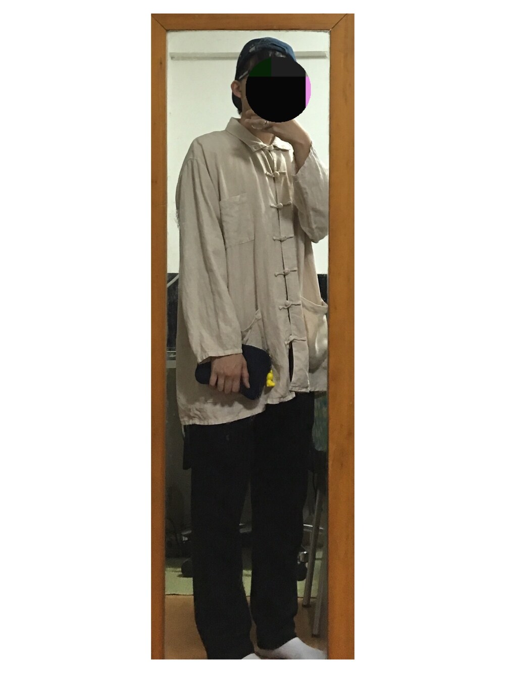 「チャイナシャツ」｜「kiko comfortable clothingのアイテム（シャツ/ブラウス、ベージュ系）」を使った、goさん（メンズ・170cm）の冬コーディネートの1枚目の写真