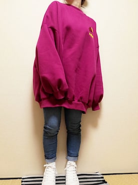 「スーパーオーバーサイズスウェット」｜うたみるのさん（レディース・151cm）の春コーディネート