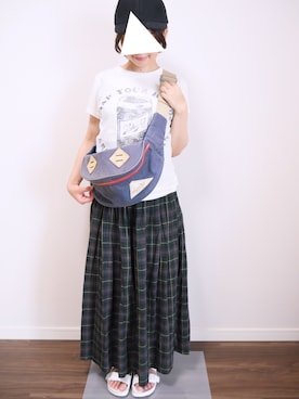 「アイテム（ボディバッグ/ウエストポーチ、ブルー系）」を使った、yuyueee2さん（レディース・147cm）の夏コーディネート