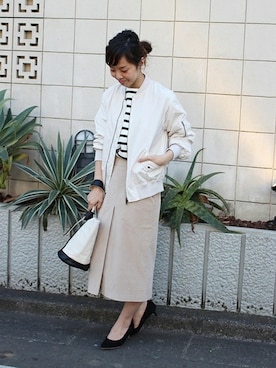 「Simplicite（サンプリシテ）のアイテム（MA-1）」を使った、shokoさん（レディース・163cm）の春コーディネート
