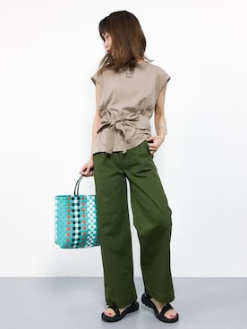 「カーキパンツ」｜naoさん（レディース・163cm）の夏コーディネート