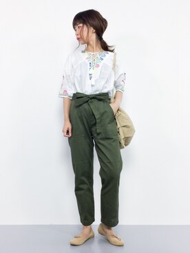 「カーキパンツ」｜naoさん（レディース・163cm）の夏コーディネート