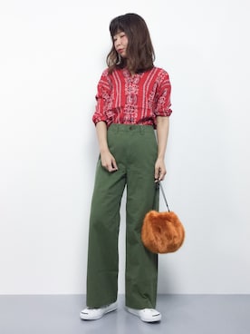 「カーキパンツ」｜naoさん（レディース・163cm）の秋コーディネート