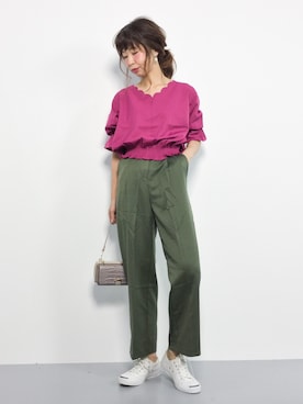 「カーキパンツ」｜naoさん（レディース・163cm）の秋コーディネート