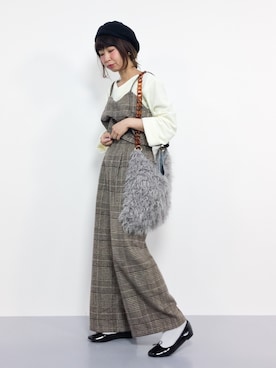 「アイテム（つなぎ/オールインワン、ベージュ系）」を使った、naoさん（レディース・163cm）の冬コーディネート