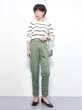 「ハイウエストパンツ」｜「アイテム（カーゴパンツ）」を使った、naoさん（レディース・163cm）の春コーディネート