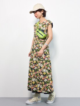 「アイテム（ボディバッグ/ウエストポーチ、イエロー系）」を使った、naoさん（レディース・163cm）の春コーディネート