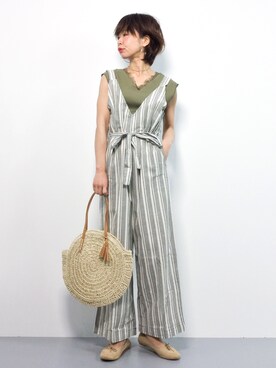 「MERLOT（メルロー）のアイテム（つなぎ/オールインワン）」を使った、naoさん（レディース・163cm）の春コーディネート