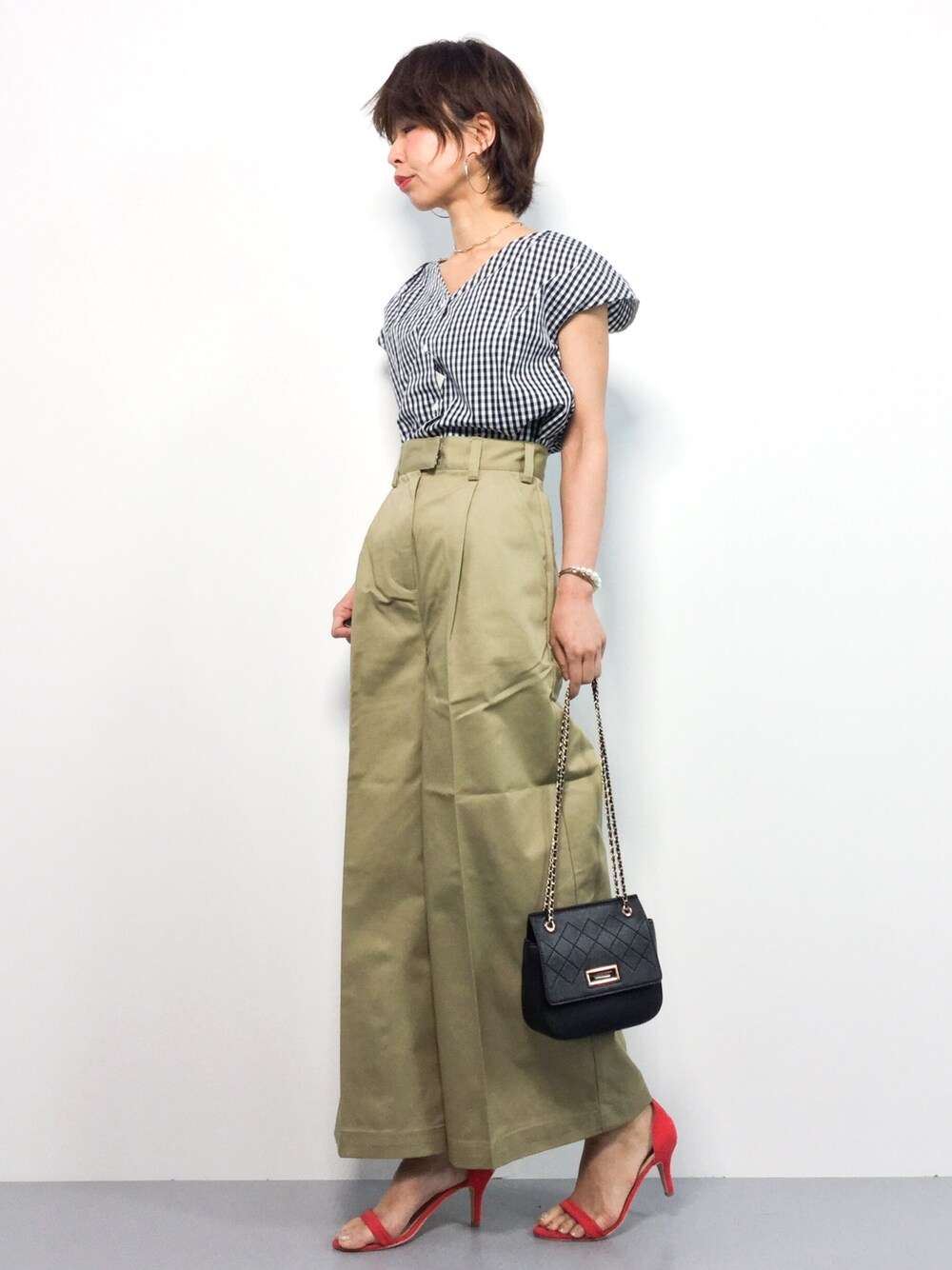 新品 SLOBE IENA ギンガムVネックブラウス SLOBE IENA - スローブイエナ ギンガムチェック Vネック ブラウスの