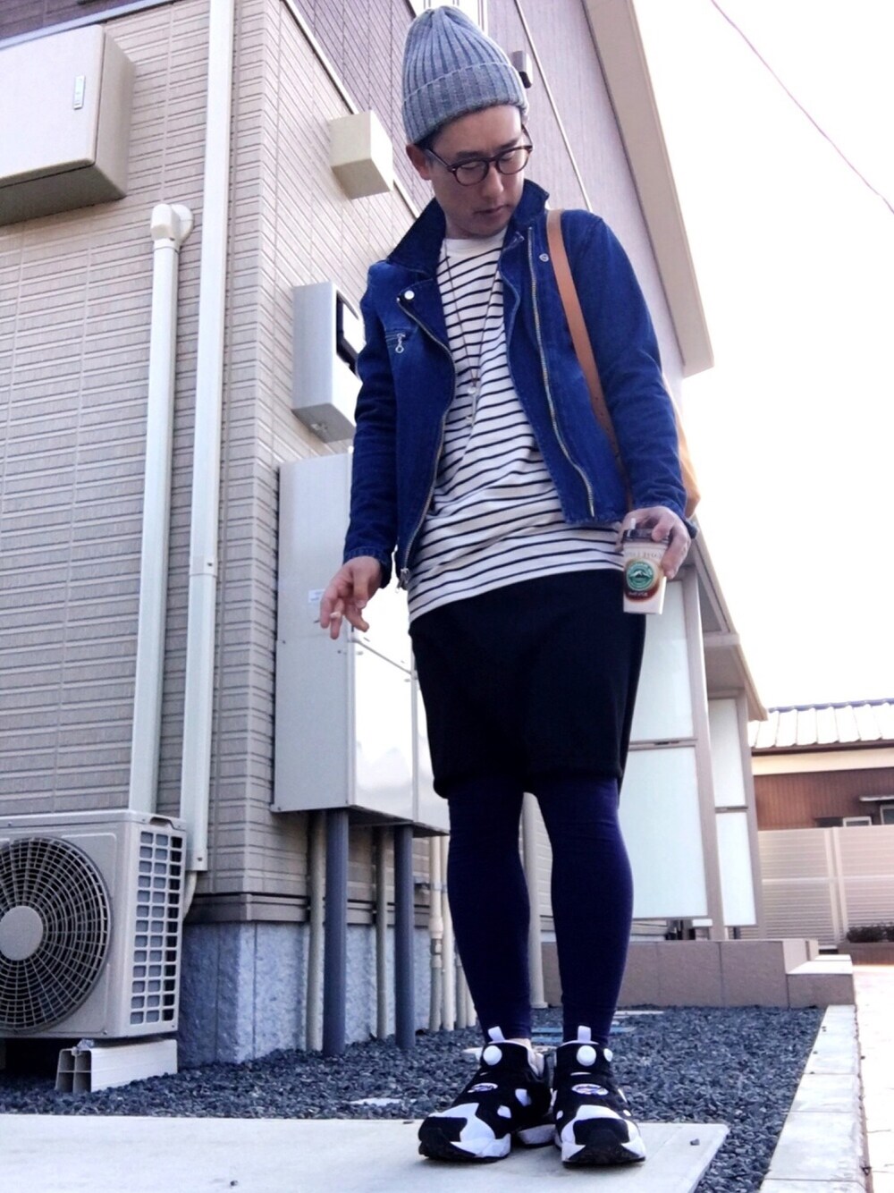 「ライダース、ニット帽、swatch、WEGO、リーボック(Reebok)、ポンプフューリー、ボーダー、N.HOOLYWOOD、シンプル、tembea」｜「ReebokのREEBOK/ リーボック: INSTAPUMP FURY OG / スニーカー（スニーカー、ブラック系）」を使った、ゆうすけさん（メンズ・176cm）の冬コーディネートの1枚目の写真
