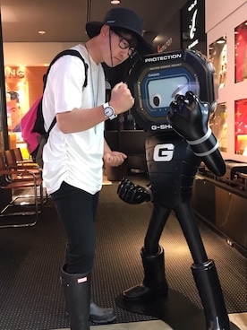 「HUNTER（ハンター）のHUNTER ハンター WOMENS ORIGINAL SHORT オリジナル ショート HWFS1000RMABLK BLK（レインシューズ）」を使った、ゆうすけさん（メンズ・176cm・30代）の春コーディネート