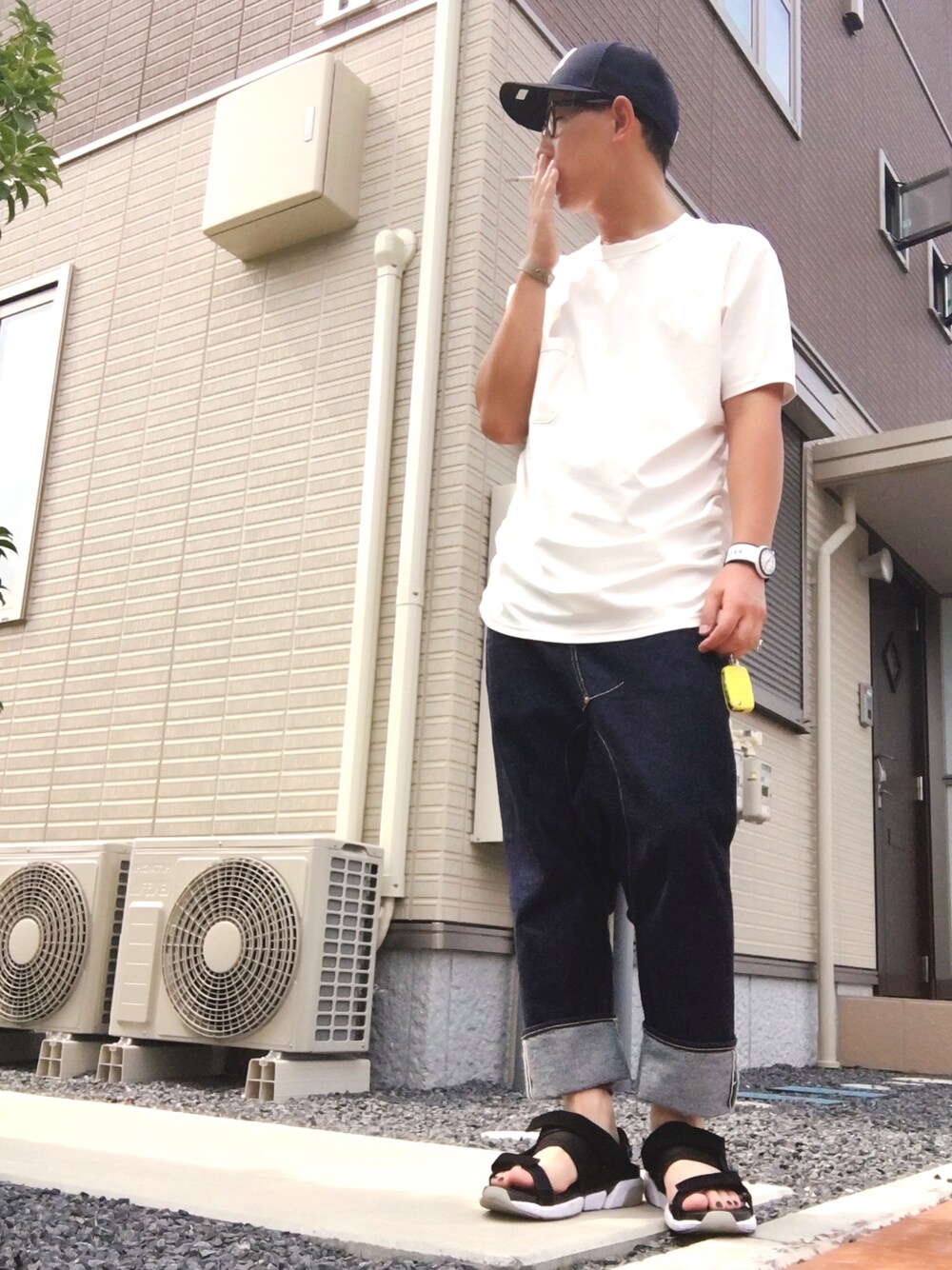 「大人カジュアル、ロールアップ、サルエルパンツ、ganryu、ORPHIC、スポーツサンダル、TROVE、キャップ、NEW ERA、swatch」｜「ORPHICのORPHIC × SUB-AGE. ORP-SUB-AGE-01（サンダル、ブラック系）」を使った、ゆうすけさん（メンズ・176cm）の秋コーディネートの1枚目の写真