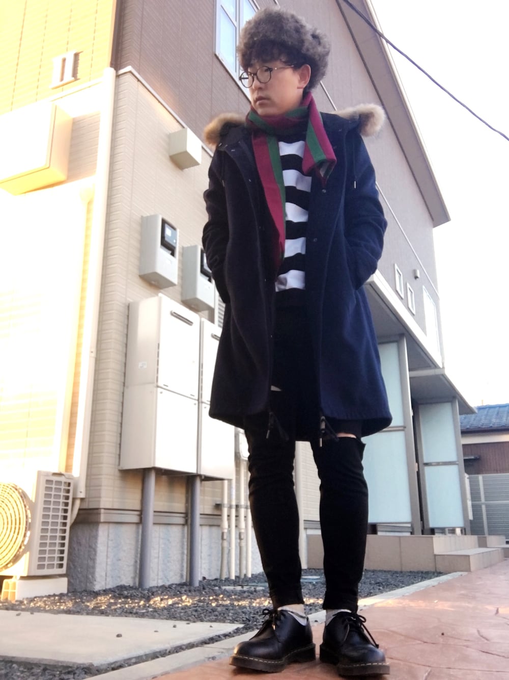 「冬コーデ、ZOZO、お洒落さんとつながりたい、コート、オトナカジュアル、スキニー、Dr.Martens、ボーダー、SOPHNET.」｜「NANO universeの【WEB限定】∴スムースメルトンモッズコート（モッズコート、ブルー系）」を使った、ゆうすけさん（メンズ・176cm）の冬コーディネートの1枚目の写真