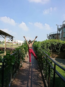 「アイテム（つなぎ/オールインワン、レッド系）」を使った、sevgiさん（レディース・165cm）の秋コーディネート