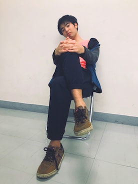 「SAINT LAURENT PARIS（サンローランパリ）のアイテム（パーカー）」を使った、露西亞さん（メンズ・183cm）の秋コーディネート