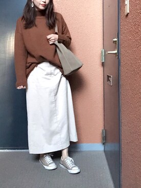 「ブラウンニット」｜「アイテム（アクセサリー）」を使った、tokoさん（レディース・161cm）の冬コーディネート