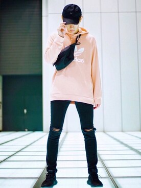 Adidas アディダス のパーカー ピンク系 を使ったメンズ人気ファッションコーディネート Wear