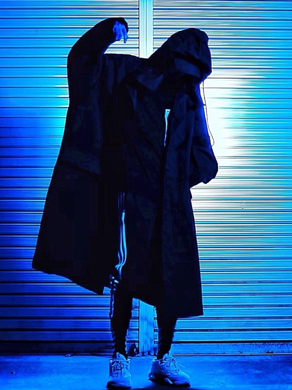 minsobi（ミンソビ）の「ビッグシルエットロングコート フード付き