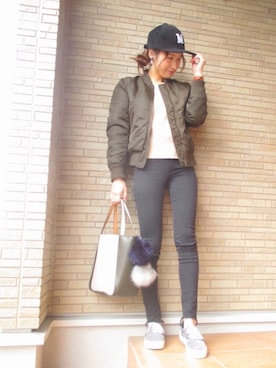  𝕐𝕌𝕂𝕚さん（レディース・160cm）の冬コーディネート