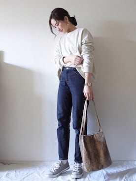 「ZOZO（ゾゾ）のスリムテーパードデニムパンツ［WOMEN］（デニムパンツ）」を使った、 𝕐𝕌𝕂𝕚さん（レディース・160cm）の春コーディネート