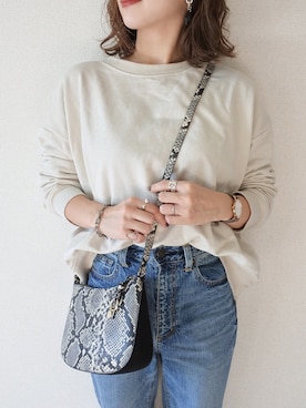 「ハイウエストストレートジーンズ」｜ 𝕐𝕌𝕂𝕚さん（レディース・160cm）の秋コーディネート