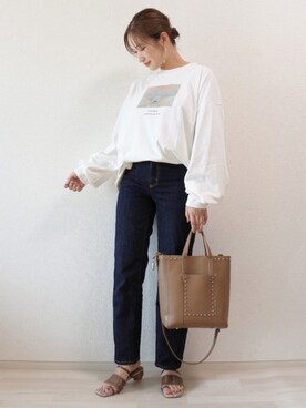 「ハイウエストストレートジーンズ」｜ 𝕐𝕌𝕂𝕚さん（レディース・160cm）の秋コーディネート