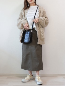 「ケーブルカーディガン」｜「アイテム（その他）」を使った、 𝕐𝕌𝕂𝕚さん（レディース・160cm）の春コーディネート