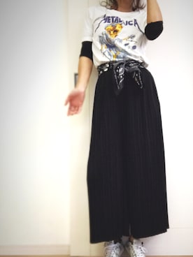 「ロックT」｜「アイテム（財布/小物）」を使った、hitoさん（レディース・156cm）の春コーディネート