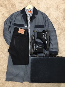 「UNIVERSAL OVERALL（ユニバーサルオーバーオール）のアイテム（チェスターコート）」を使った、こばやしさん（メンズ・170cm）の秋コーディネート