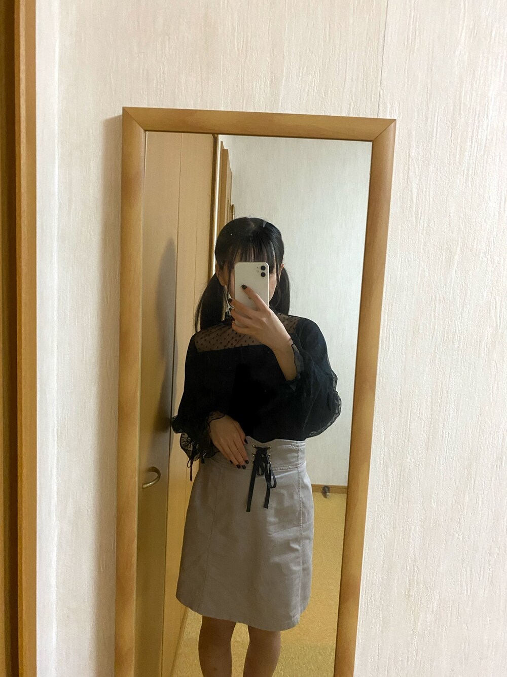 「量産型、量産型になりきれない」｜「pumpkinのアイテム（シャツ/ブラウス、ブラック系）」を使った、ももかさん（レディース・158cm）の秋コーディネートの1枚目の写真