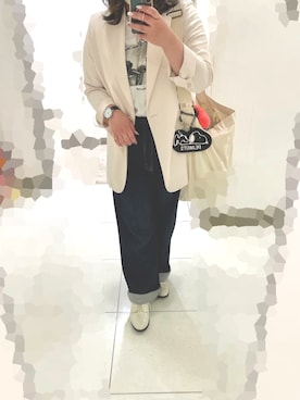 「UNIQLO（ユニクロ）のアイテム（テーラードジャケット、ホワイト系）」を使った、eriさん（レディース・153cm）の春コーディネート