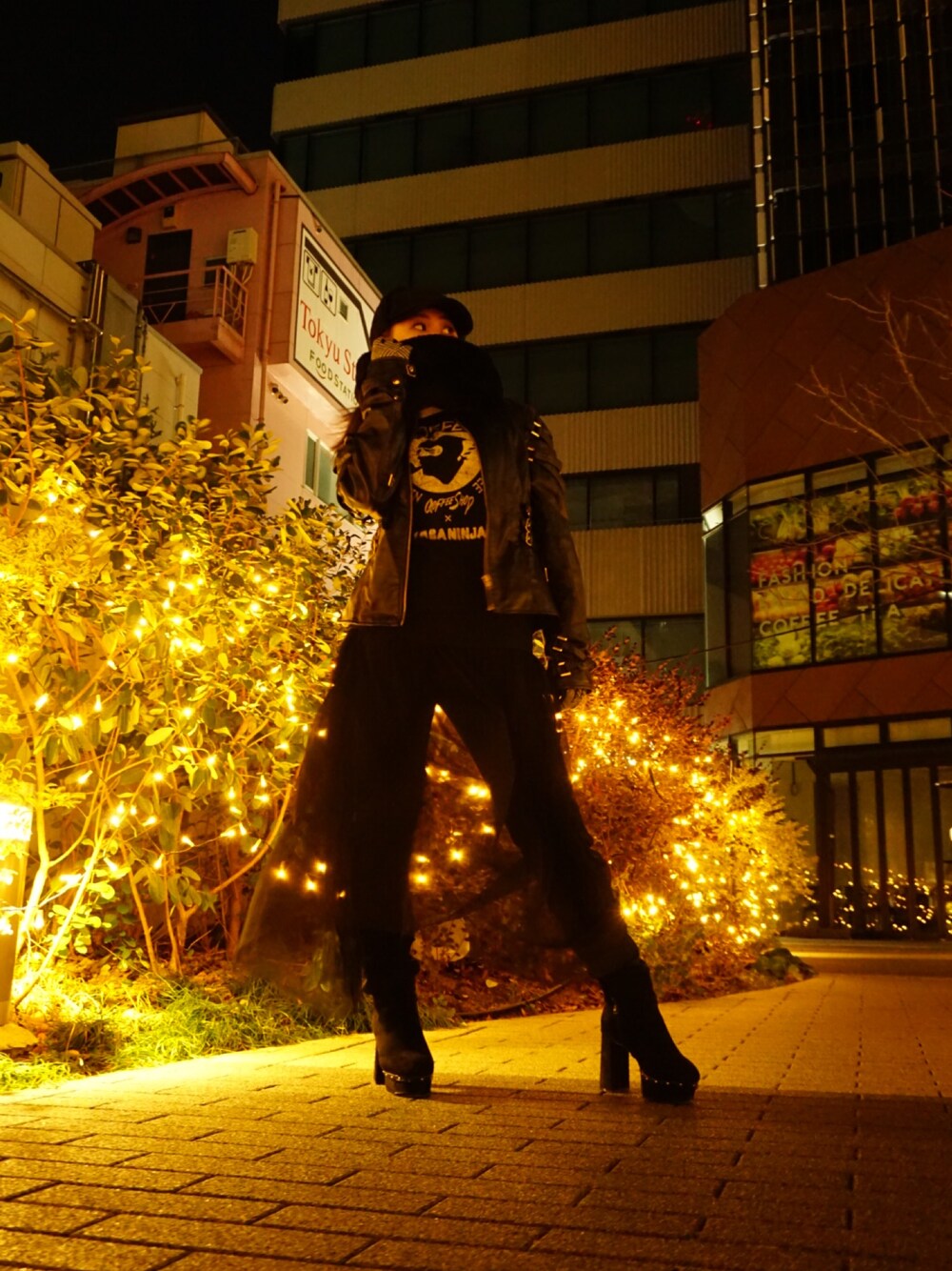 「FOREVER 21のアイテム（ライダースジャケット、ブラック系）」を使った、気まぐれちゃんさん（レディース・160cm）の冬コーディネートの1枚目の写真