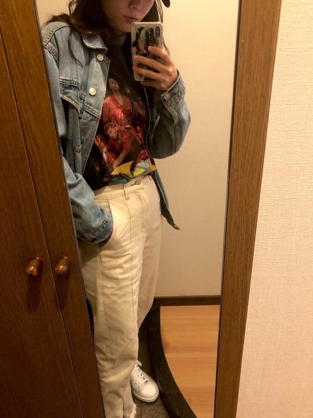 「スポーツミックス、スポーティ、adidas originals、TOPSHOP、Gジャン、春コーデ、カジュアル、春アウター」｜「TOPSHOPのMOTO VINTAGE OVERSIZE JACKET（デニムジャケット、ブルー系）」を使った、マユさん（レディース・159cm）の春コーディネートの1枚目の写真