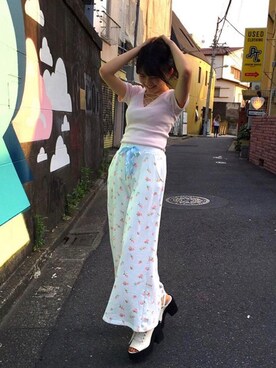 「BUBBLES（バブルス）のアイテム（パンツ）」を使った、みみさん（レディース・164cm）の春コーディネート