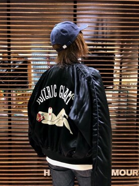 「HYSTERIC GLAMOUR（ヒステリックグラマー）のアイテム（スカジャン）」を使った、sakataさん（レディース・159cm）の秋コーディネート