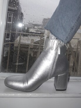 「アイテム（ブーツ、シルバー系）」を使った、sierrasandiegoさん（レディース・160cm）の冬コーディネート