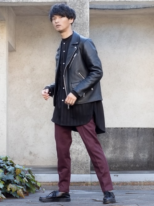 「dr.martens」|搭配上衣的时尚穿搭总览