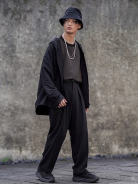 「HOKA（ホカ）のHOKA ONE ONE/ホカ オネ オネ　TOR ULTRA LOW WP/トールウルトラローウォータープルーフ（スニーカー）」を使った、KURE.さん（メンズ・174cm）の秋コーディネート