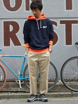 「VANS（バンズ）のアイテム（パーカー）」を使った、Sasaさん（メンズ・178cm）の秋コーディネート