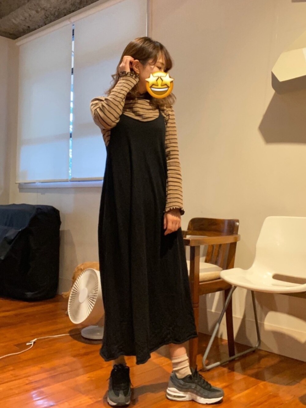 「秋冬コーデ、シンプルコーデ」｜「ANGLOBAL SHOPのアイテム（ワンピース/ドレス、ブラック系）」を使った、saaさん（レディース・155cm）の秋コーディネートの1枚目の写真
