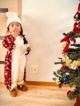 「ガウン」｜「アイテム（ワンピース/ドレス）」を使った、R i iさん（キッズ・90cm）の冬コーディネート