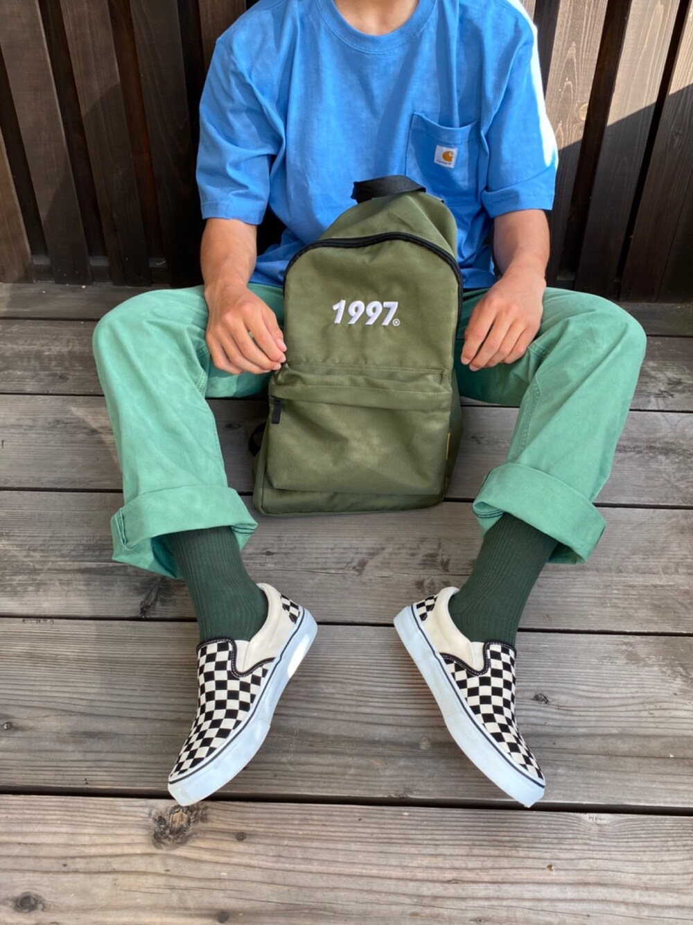 「おしゃれさんと繋がりたい、carhartt、VANS、ビックシルエット、GU、夏コーデ、春コーデ、youthloser、古着、古着MIX」｜「YOUTH LOSERのアイテム（バッグ、グリーン系）」を使った、KUROさん（メンズ・173cm）の春コーディネートの1枚目の写真
