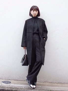「TOGA PULLA（トーガ　プルラ）のアイテム（シューズ）」を使った、MariNakamuraさん（レディース・158cm）の冬コーディネート