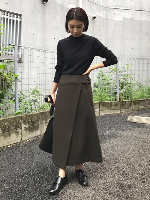 MariNakamura is wearing RIM.ARK "ワイドベルトロングスカート"
